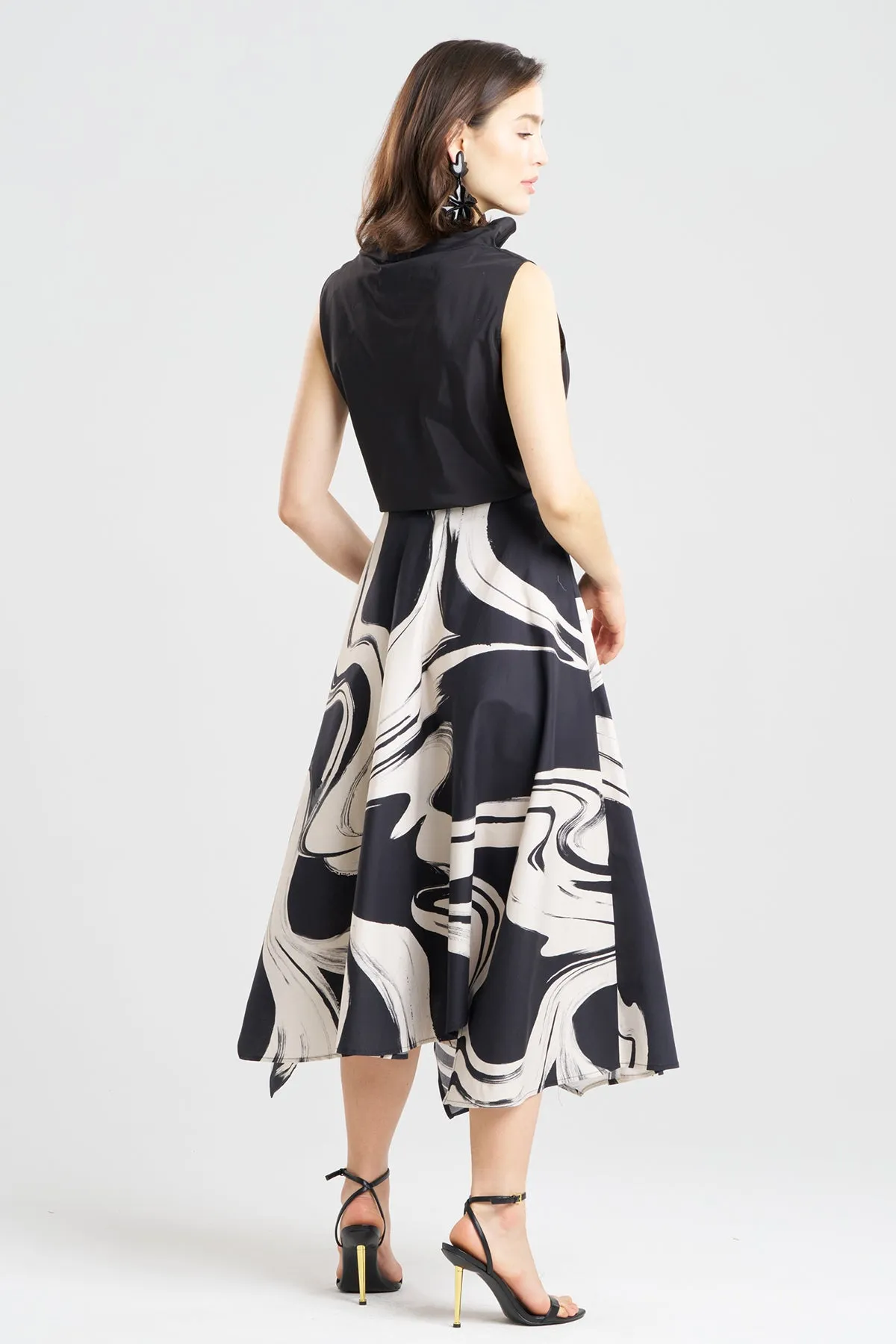 Kaze Cotton Origami Maxi Skirt sold by Natori product image thumbnail 3