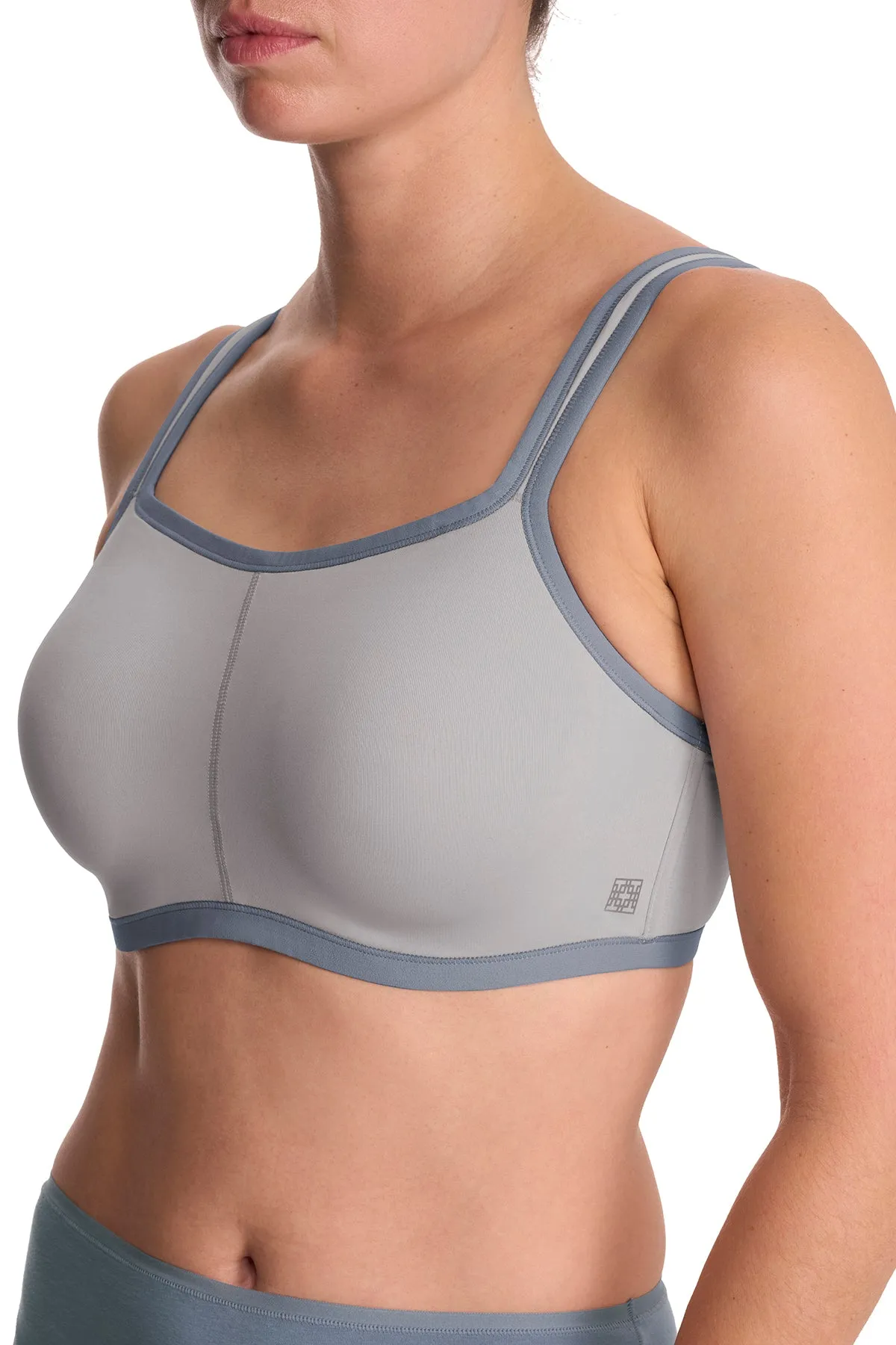 Yogi Contour Convertible Sports Bra sold by Natori product image thumbnail 4