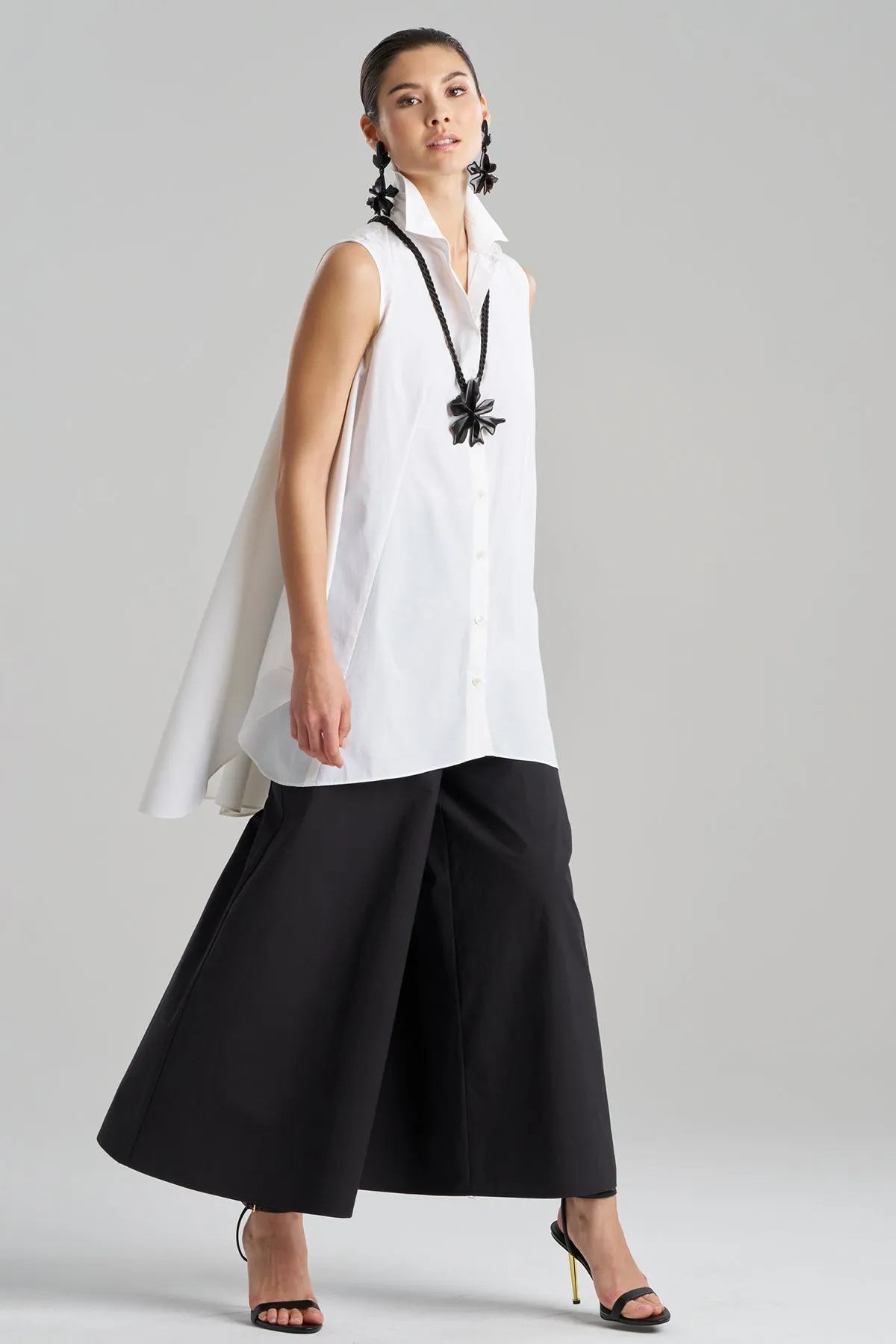 Techno Poplin Sleeveless Trapeze Tunic sold by Natori