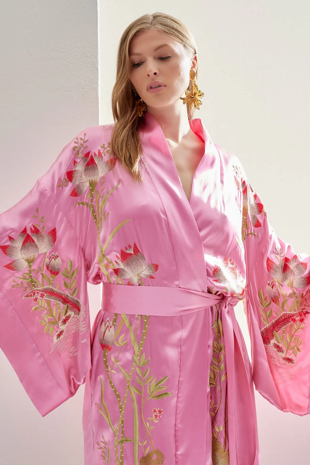 Couture Lotus Embroidered Silk Robe sold by Natori product image thumbnail 4