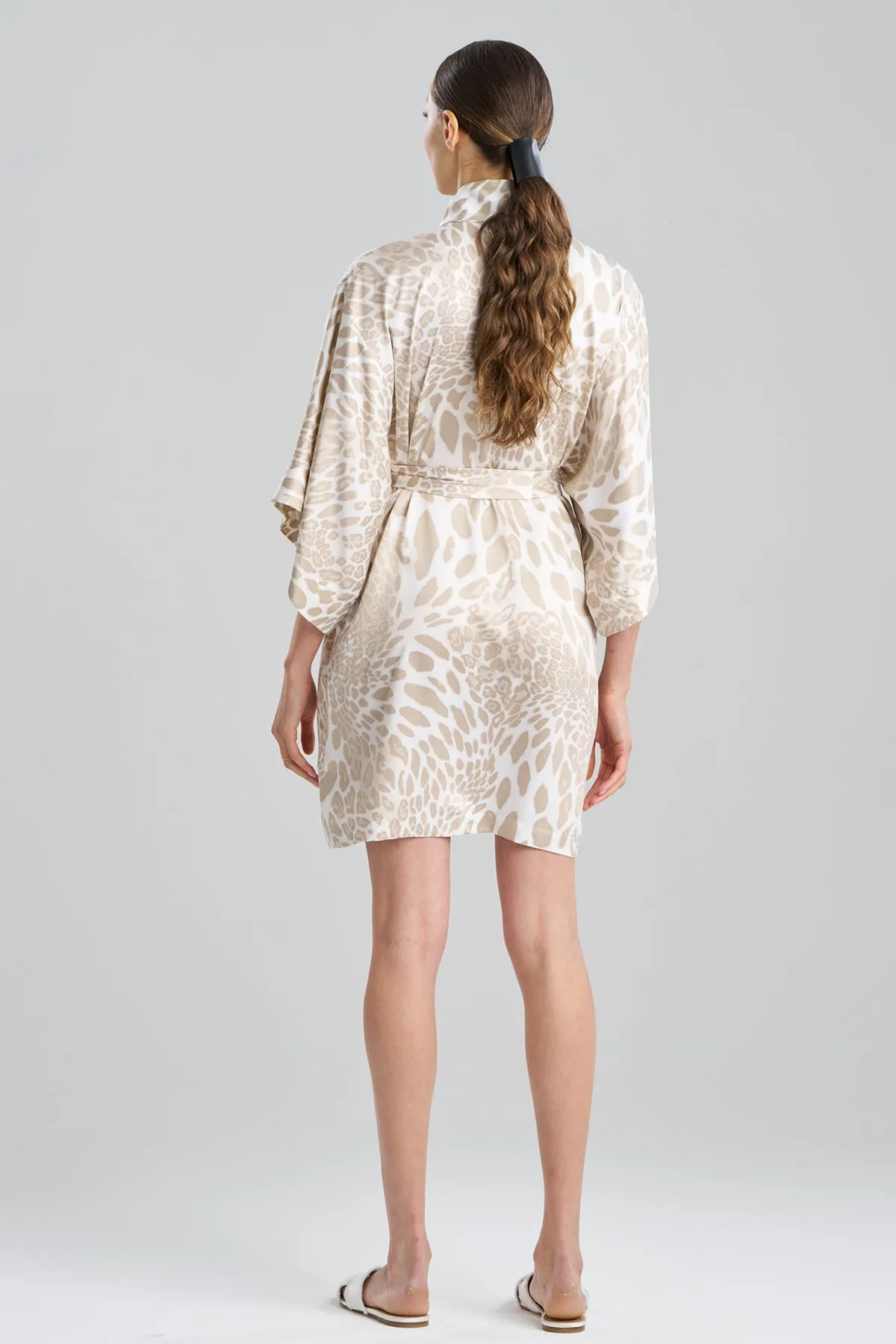 Luxe Leopard Wrap sold by Natori product image thumbnail 2