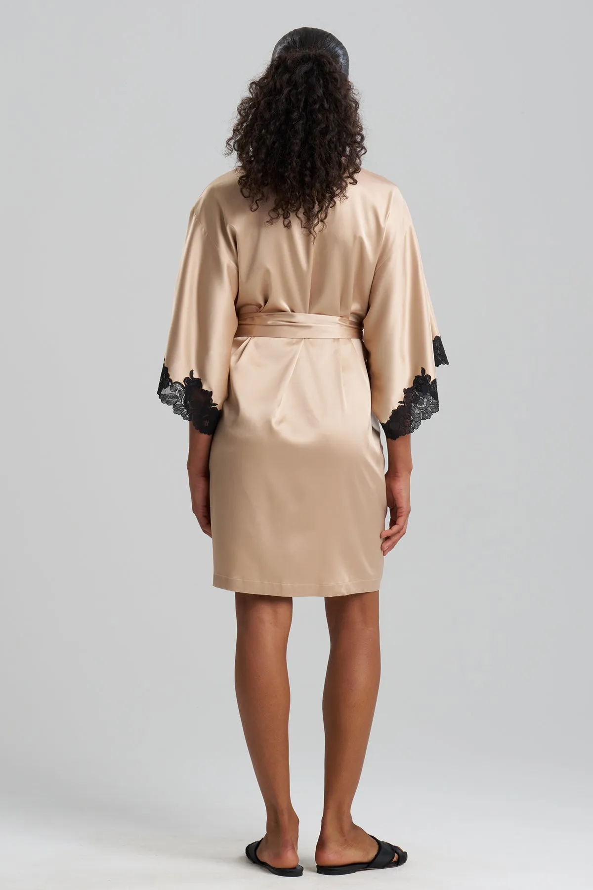 Peony Glamour Wrap sold by Natori product image thumbnail 2