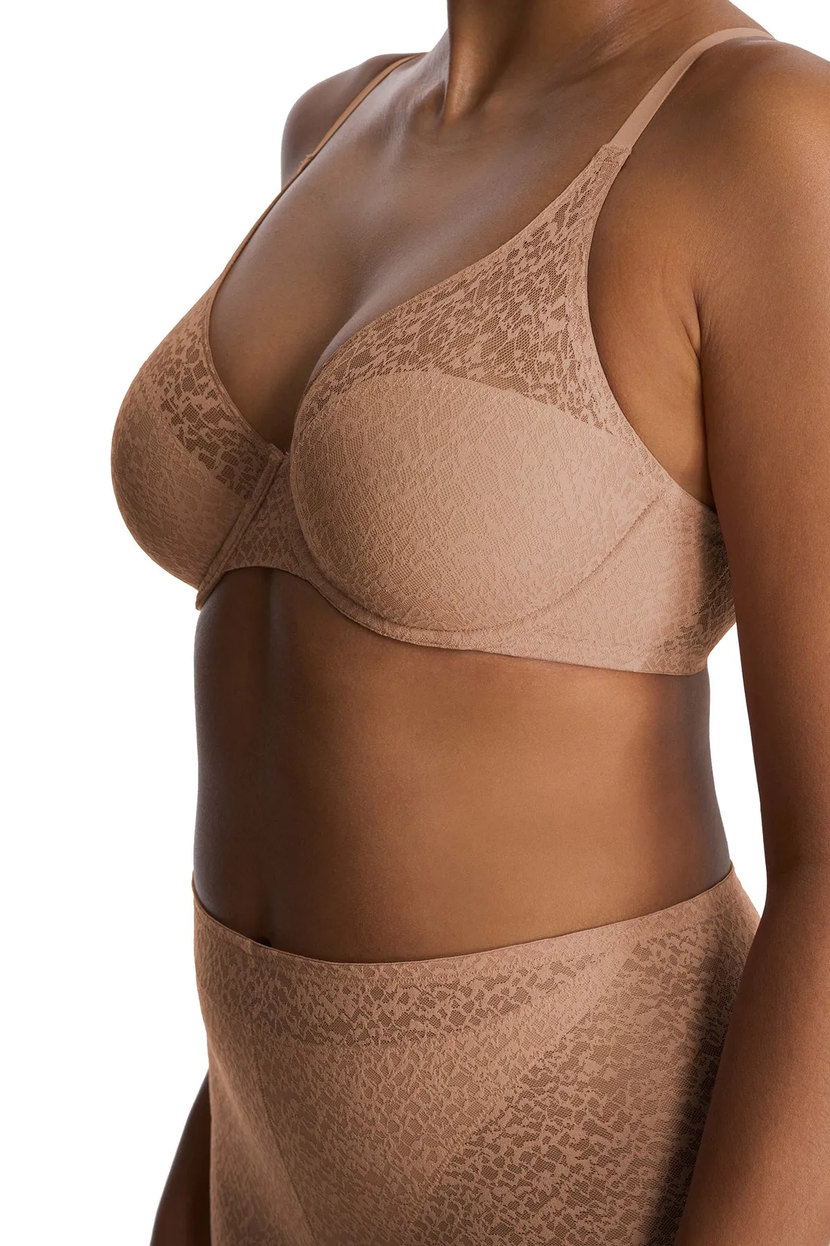 Pretty Smooth Seamless Underwire Bra sold by Natori product image thumbnail 4