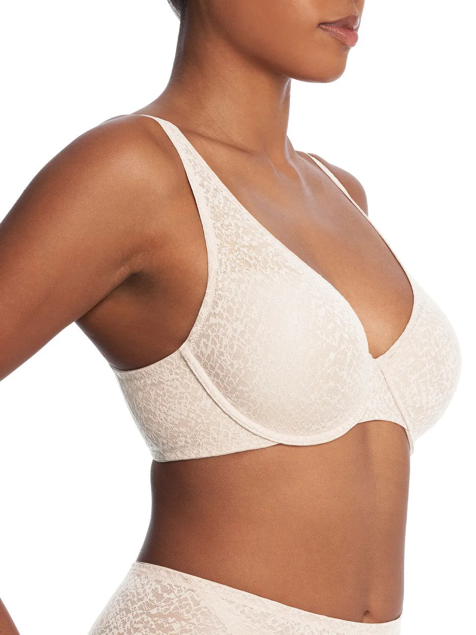 Pretty Smooth Full Fit Contour Underwire Bra sold by Natori product image thumbnail 2