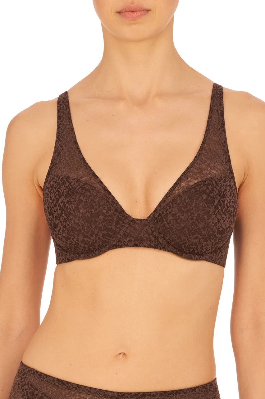 Pretty Smooth Full Fit Contour Underwire Bra sold by Natori