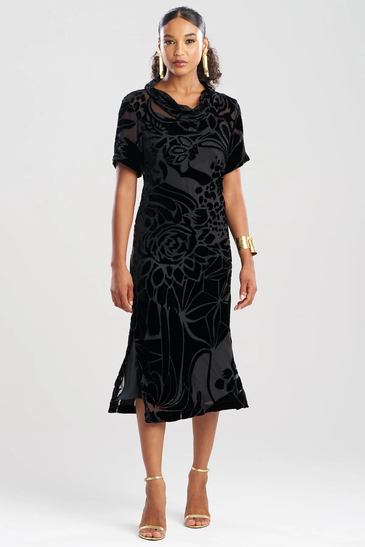 Couture Burnout Velvet Beaded Dress sold by Natori product image thumbnail 2