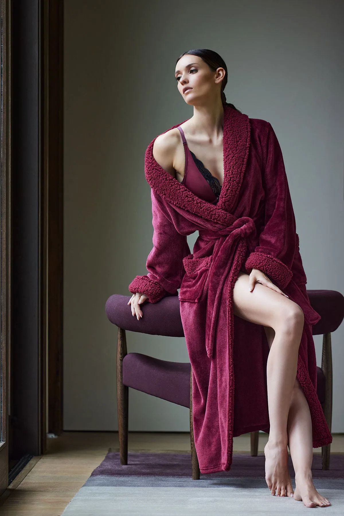 Plush Sherpa Robe sold by Natori product image thumbnail 4