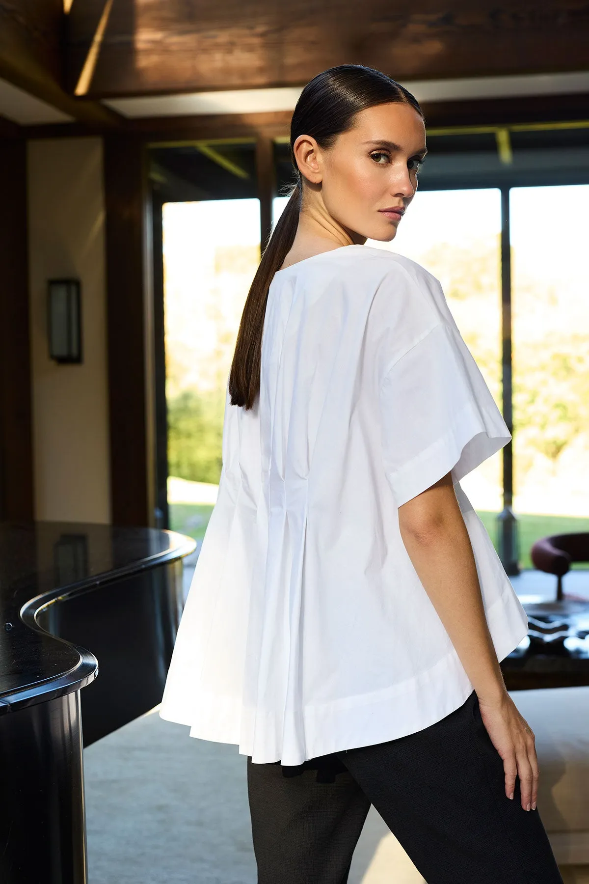 Cotton Poplin Pleated Back Cocoon Shirt sold by Natori product image thumbnail 4