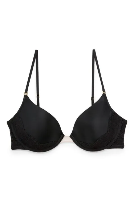 Disclosure Ultra Light Bra sold by Natori