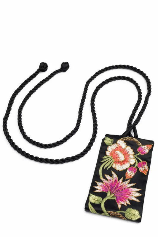 Kamakura Embroidery Belt made by Natori