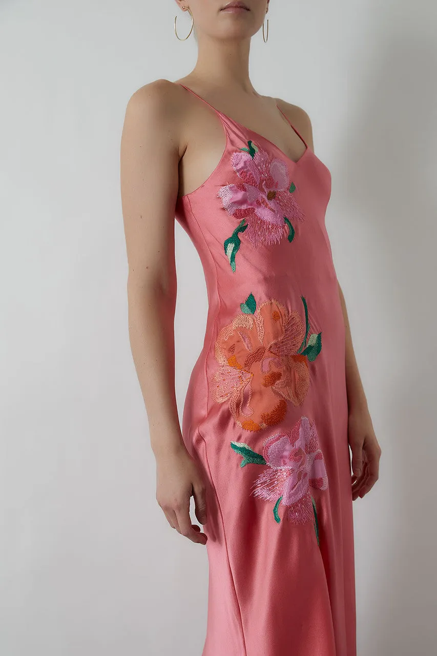 Peony Blossoms Embroidered Silk Gown sold by Natori product image thumbnail 2