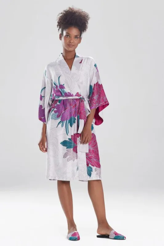Jubako Robe sold by Natori