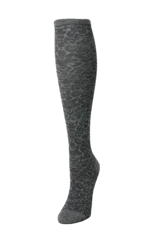 Magnolia Socks made by Natori