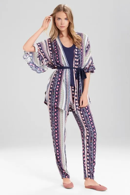 Dreamcatcher Wrap Aurora Blue made by Natori