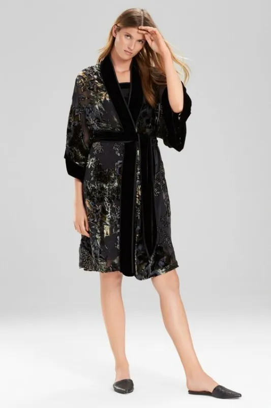 Luna Wrap made by Natori