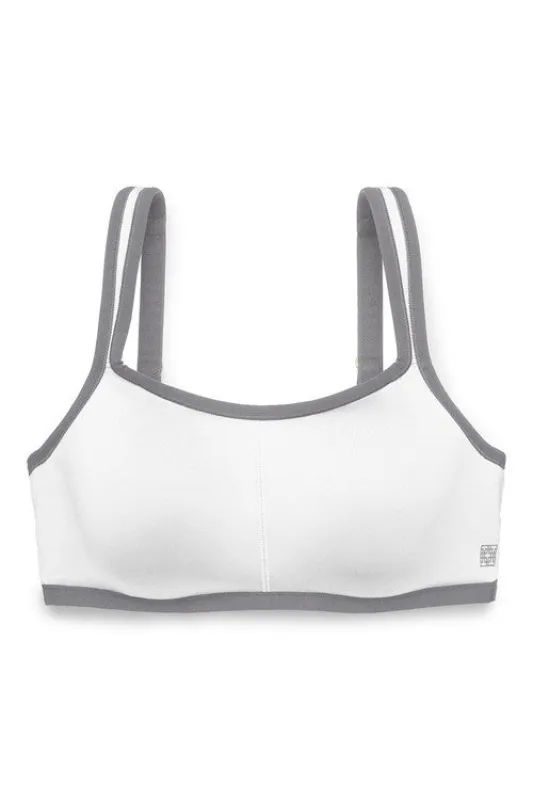 Yogi Contour Convertible Sports Bra made by Natori
