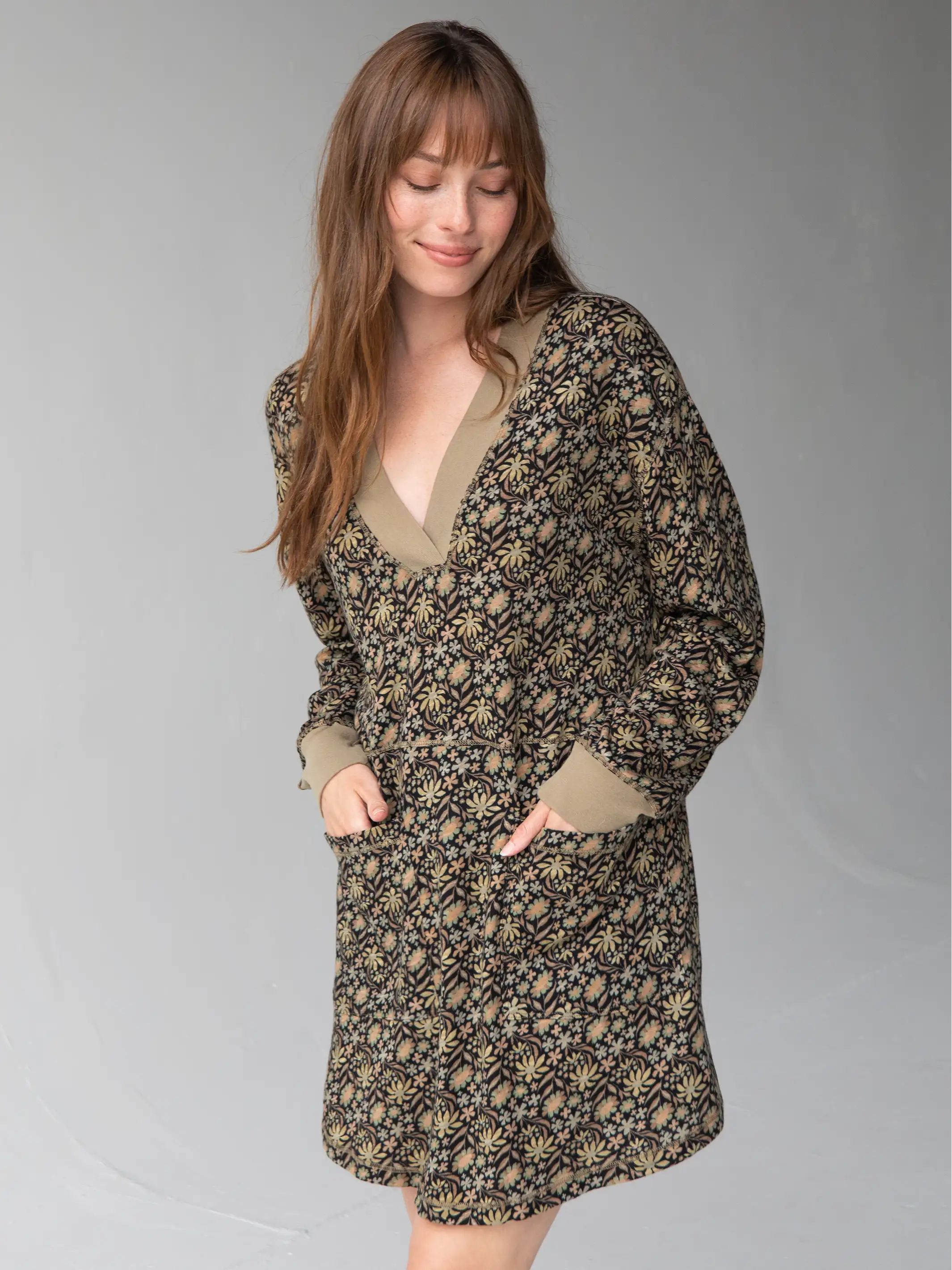 Charlie Long Sleeve V-Neck Dress - Black Tan Daisies sold by NATURAL LIFE