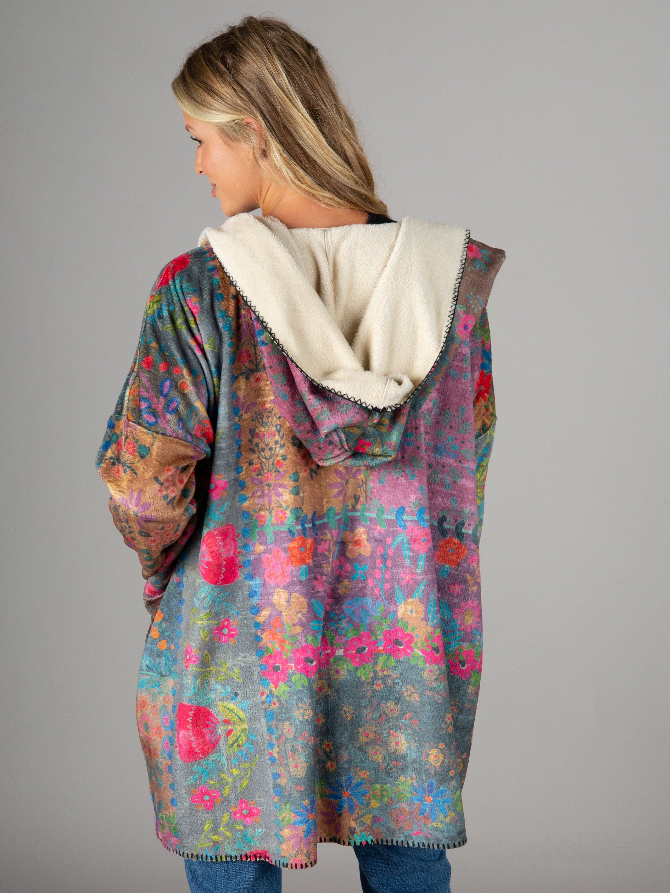 Cozy Blanket Kimono - Vintage Rose Patchwork sold by NATURAL LIFE product image thumbnail 3