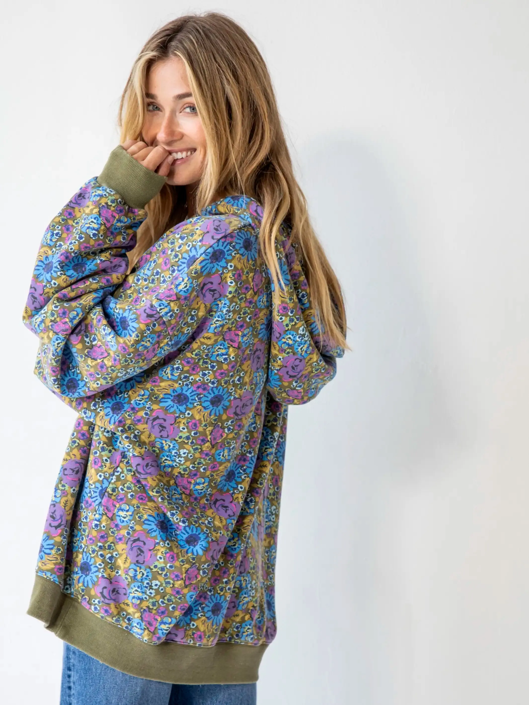 Oversized Printed Sweatshirt - Blue Rose Purple Daisy sold by NATURAL LIFE product image thumbnail 4
