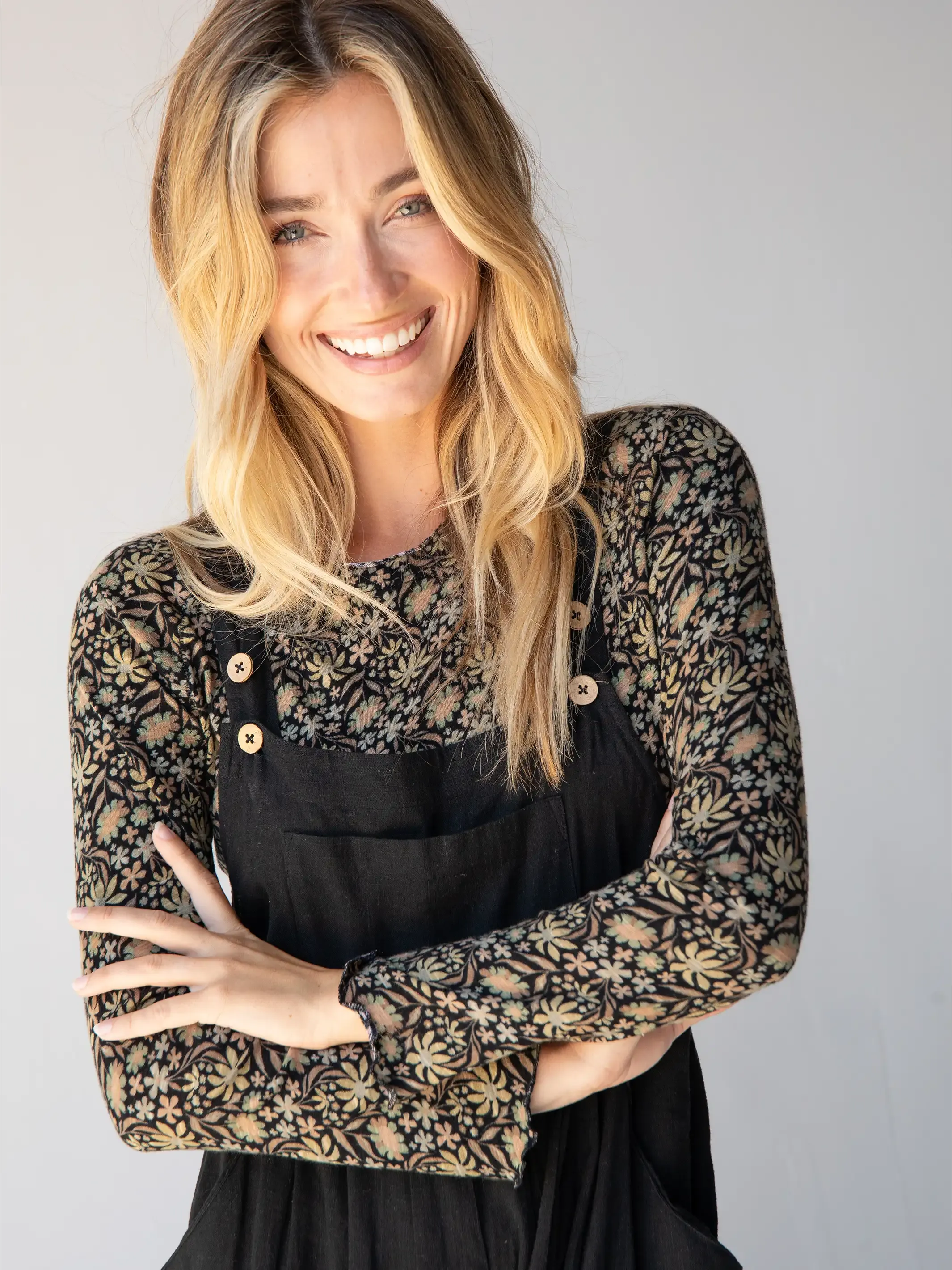 Lily Cotton Long Sleeve Tee Shirt - Tan Daisies Floral sold by NATURAL LIFE