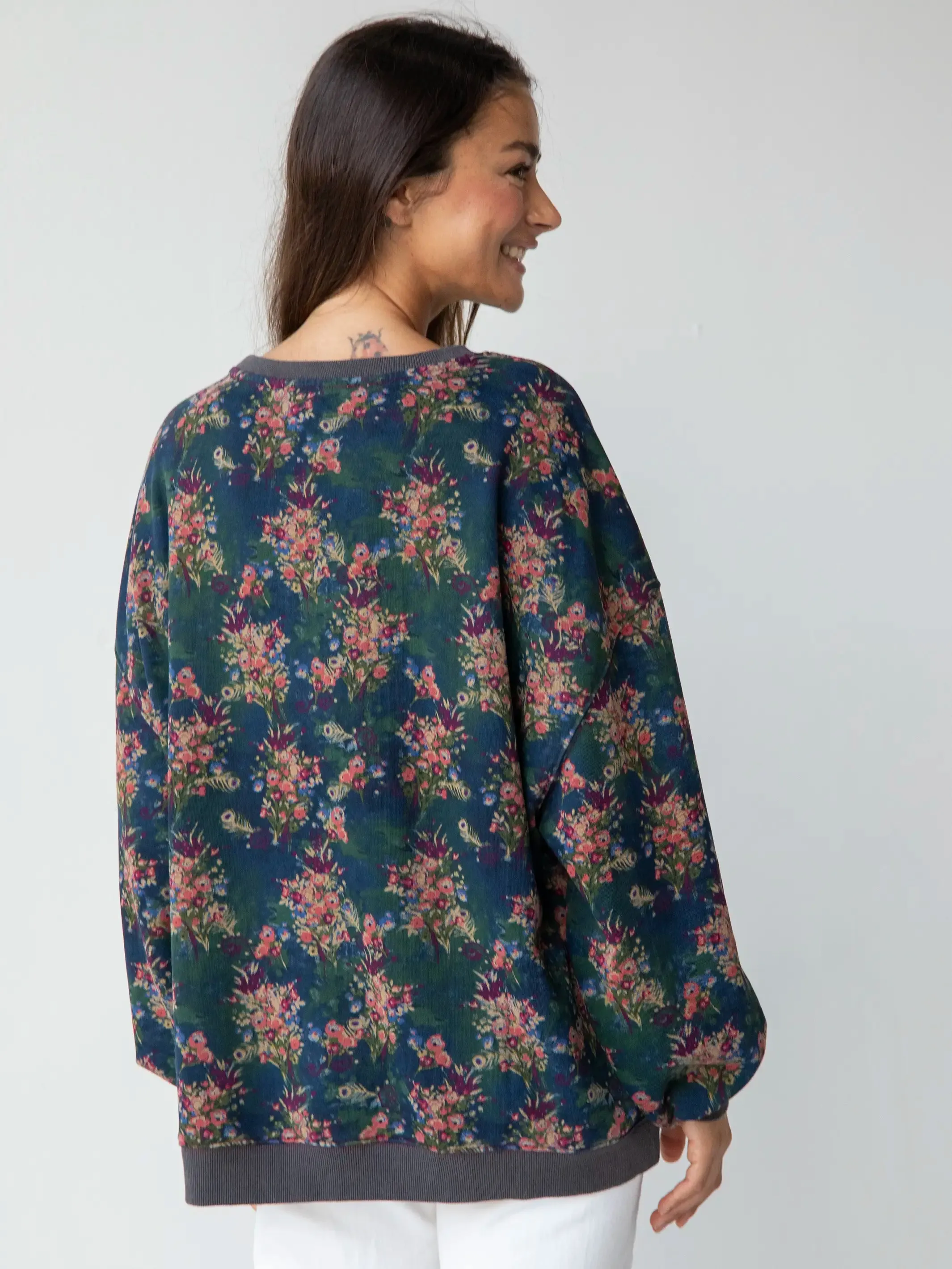 2-in-1 Oversized Sweatshirt - Navy Red Feathers sold by NATURAL LIFE product image thumbnail 4