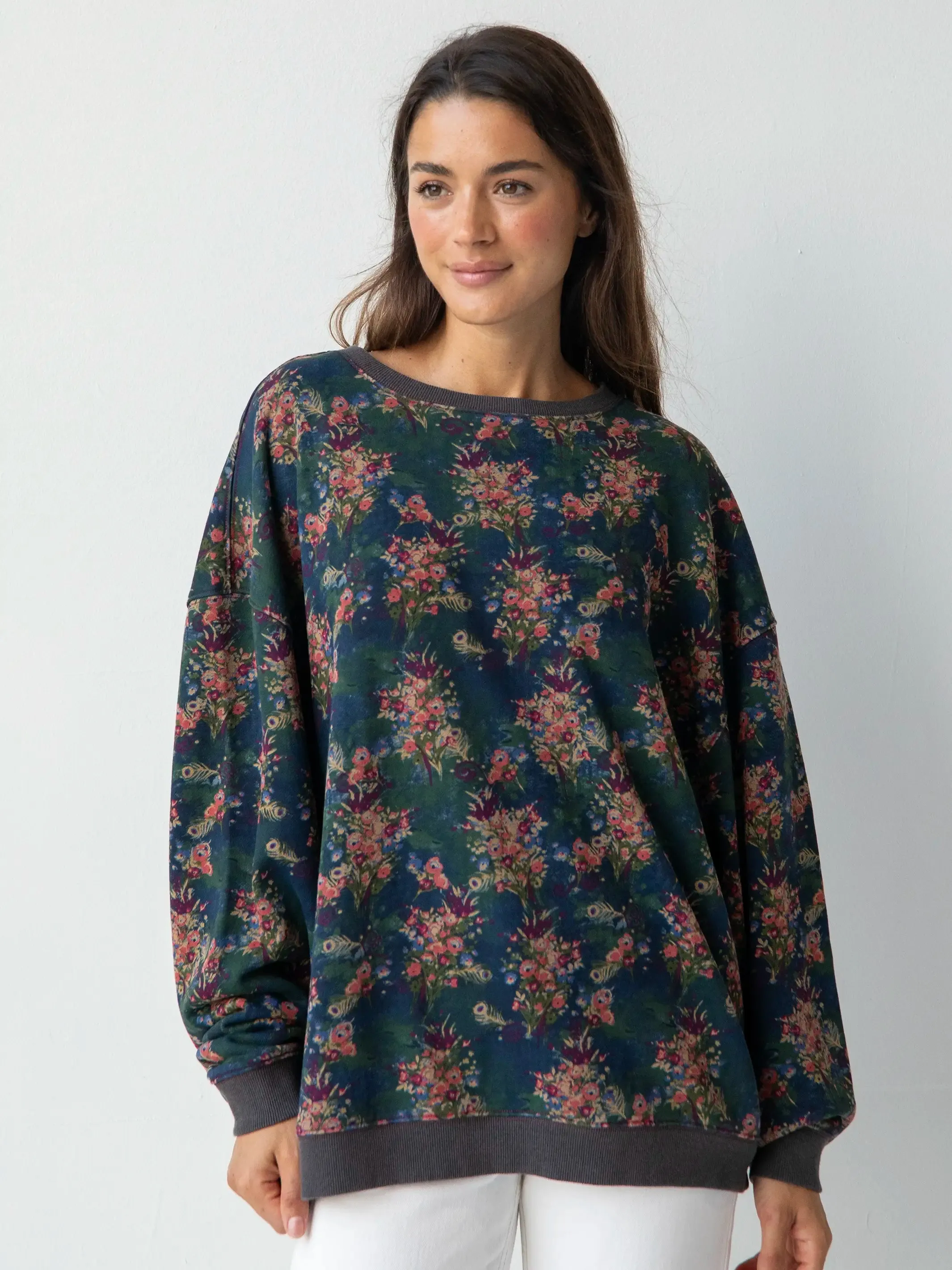 2-in-1 Oversized Sweatshirt - Navy Red Feathers sold by NATURAL LIFE product image thumbnail 2