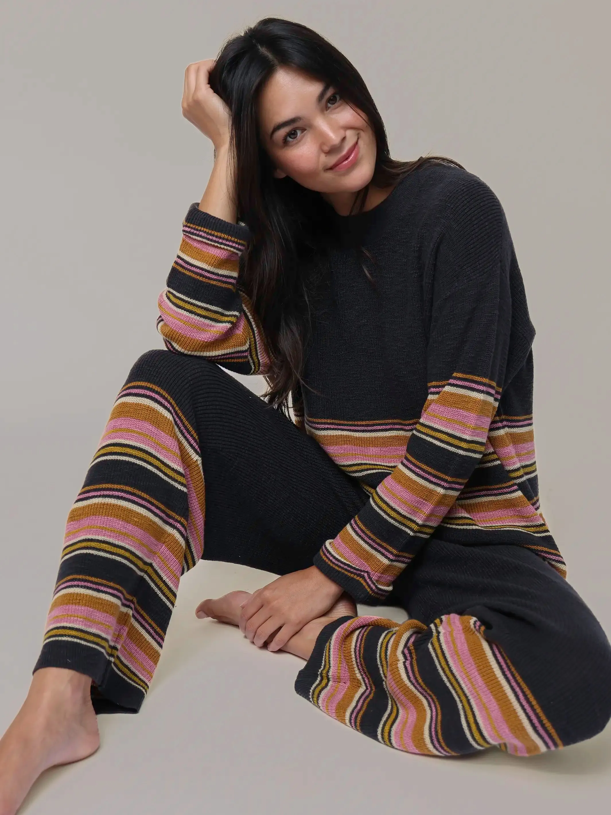 Cotton Lounge & Go Set - Black sold by NATURAL LIFE product image thumbnail 2