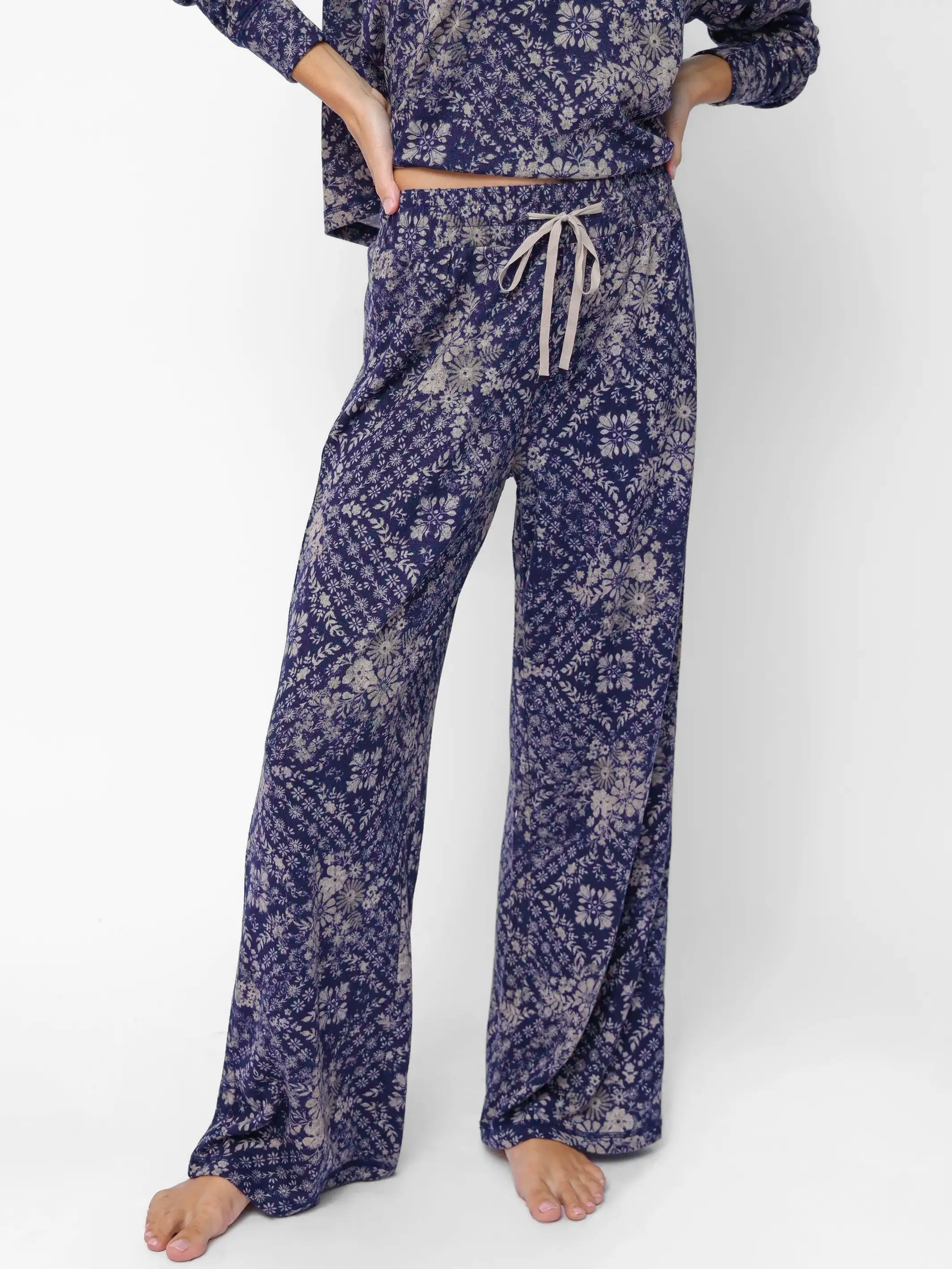 Peyton Lounge Set - Navy Diamond Bandana sold by NATURAL LIFE product image thumbnail 3