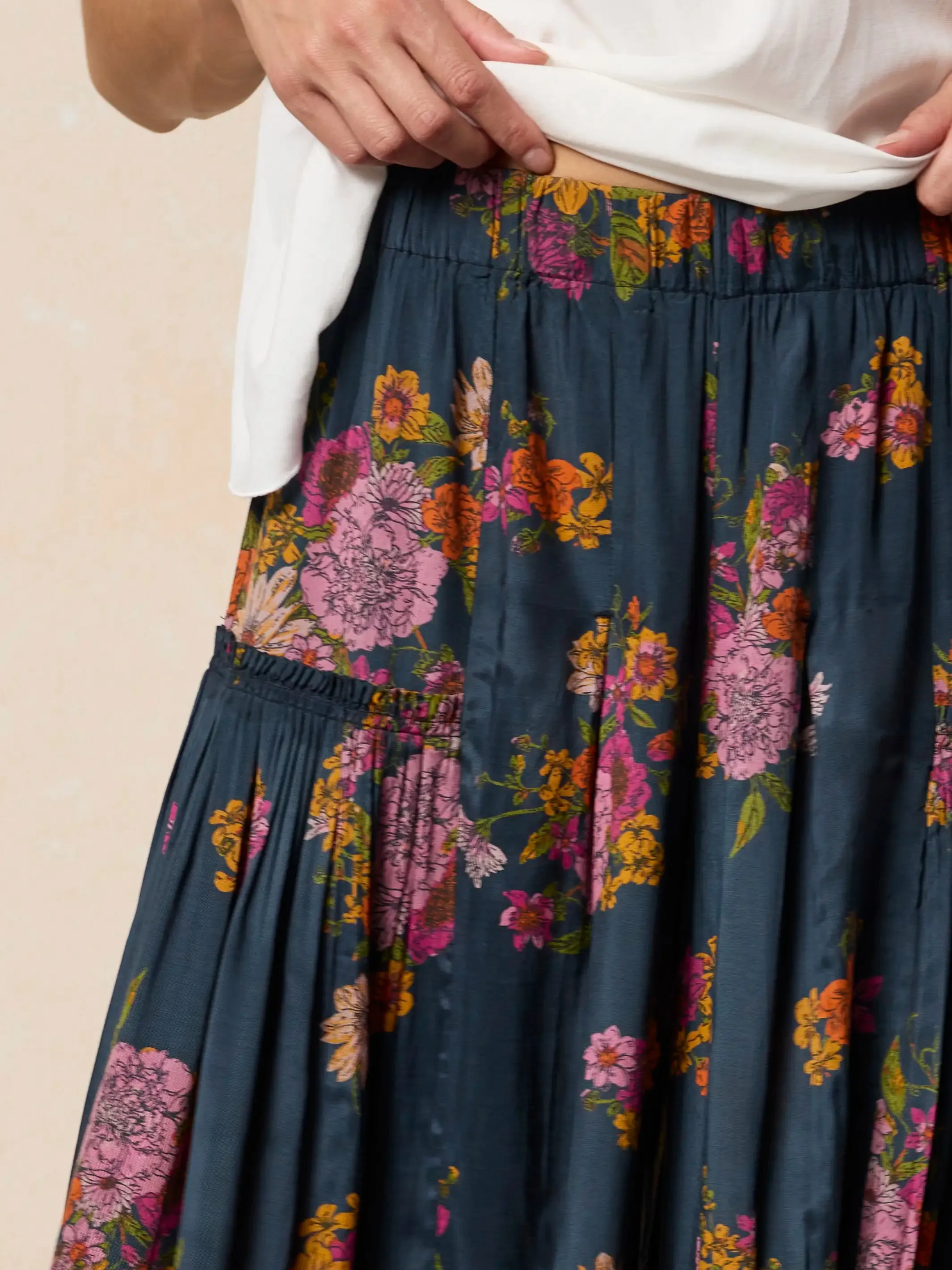 Margaux Wide Leg Pants - English Garden Charcoal sold by NATURAL LIFE product image thumbnail 3