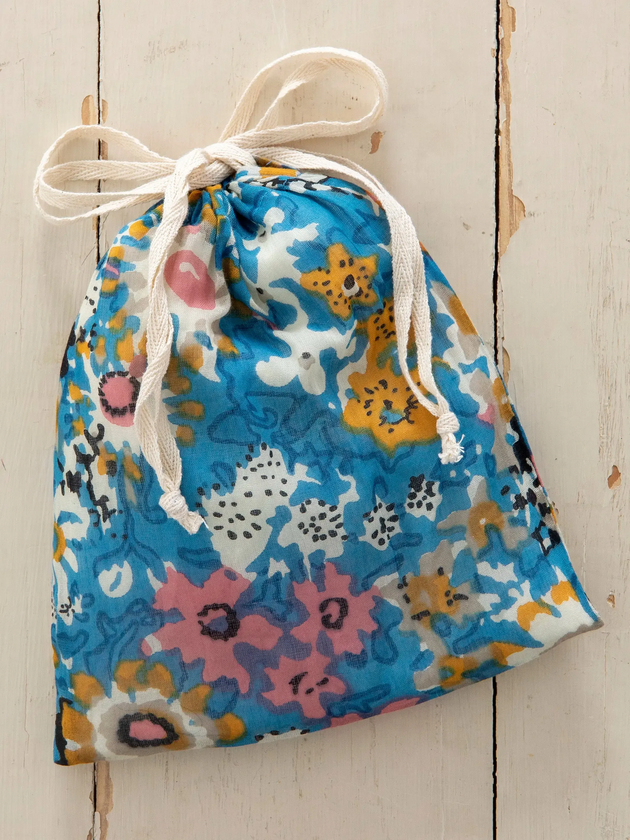 Cover-Up-In-A-Bag - Blue Tan Floral sold by NATURAL LIFE product image thumbnail 2