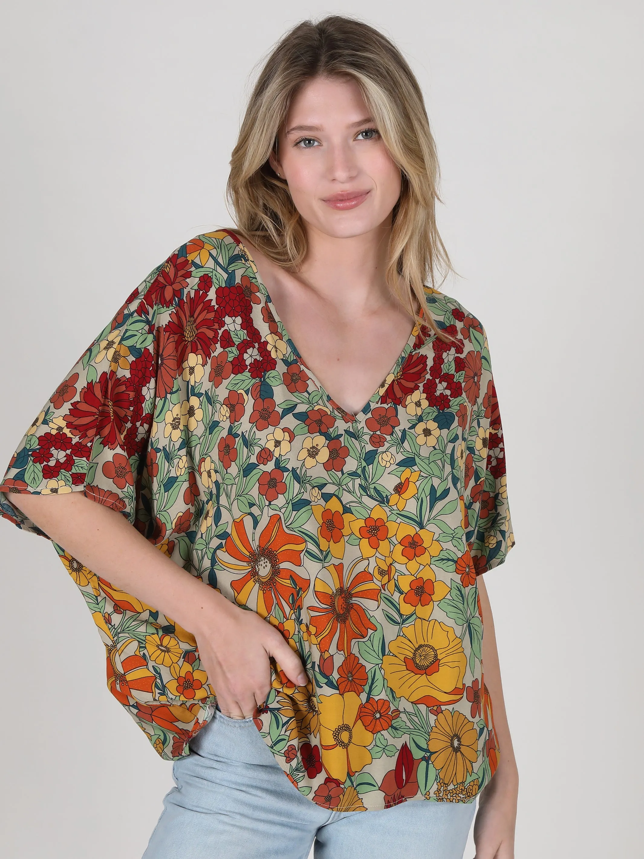 Easy V-Neck Top - Gold Vintage Floral sold by NATURAL LIFE product image thumbnail 3