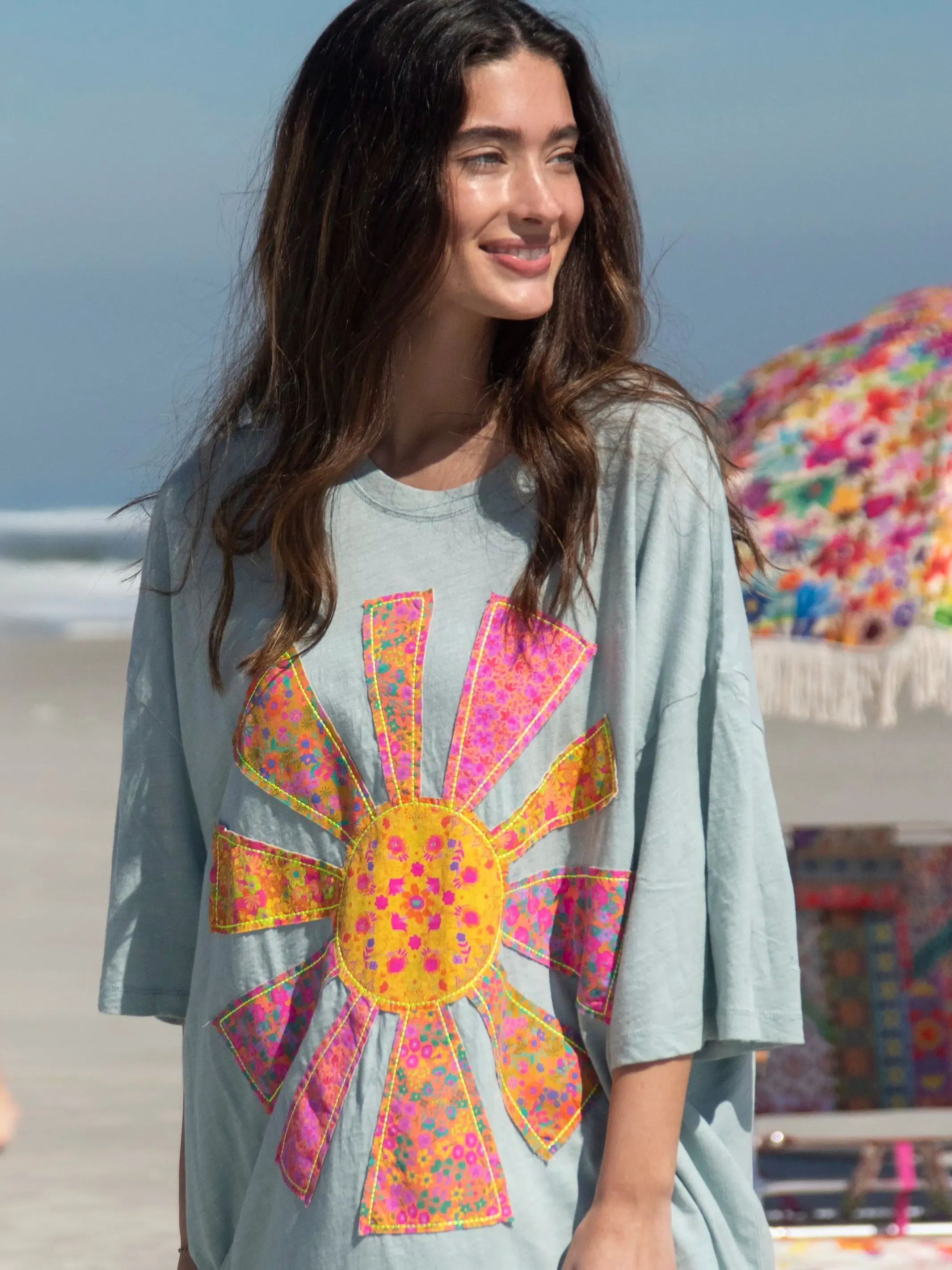 Oversized Cotton Applique Tee - Bay Sunshine | Parallel