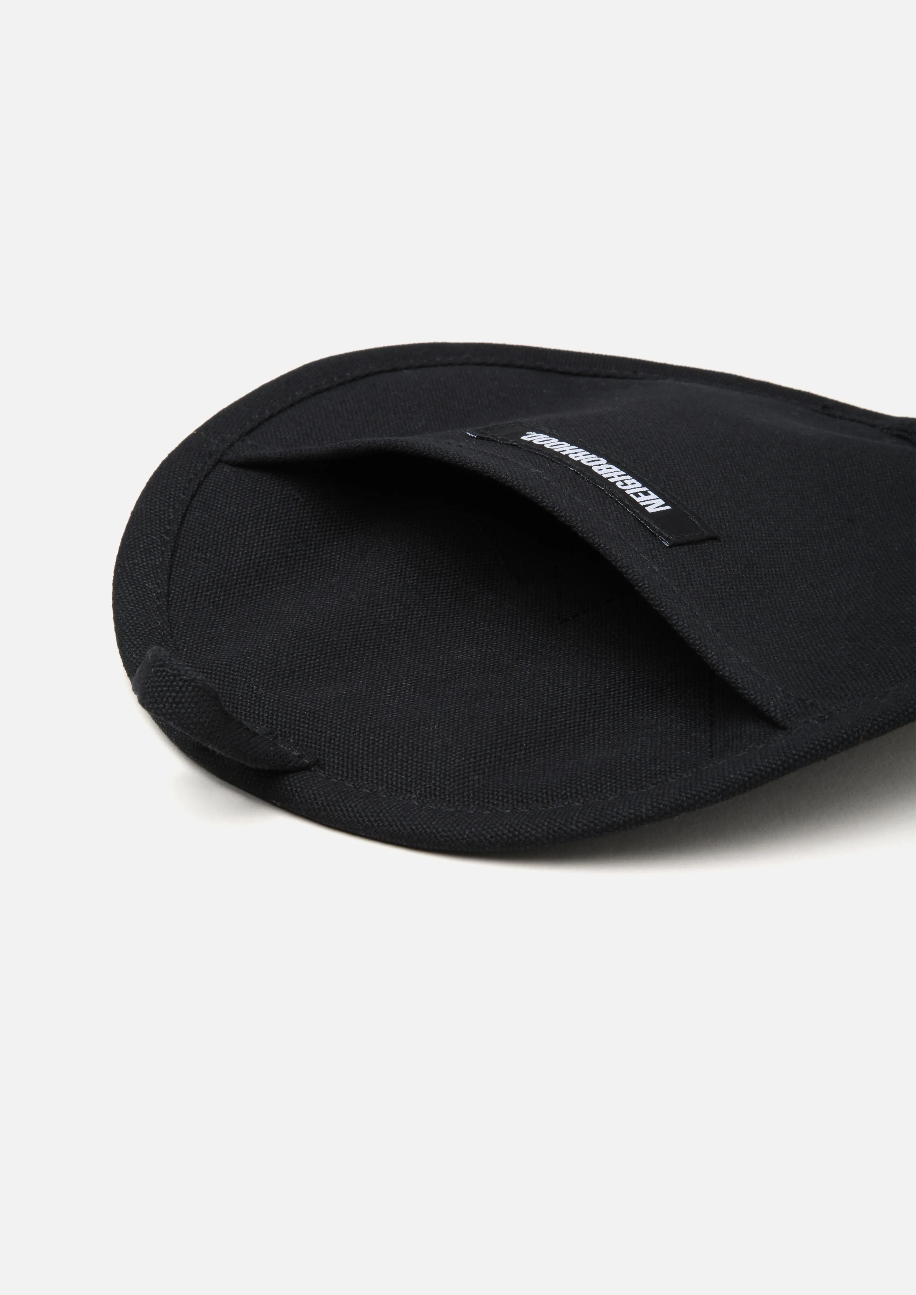 TRIVET MITTEN sold by Neighborhood product image thumbnail 3