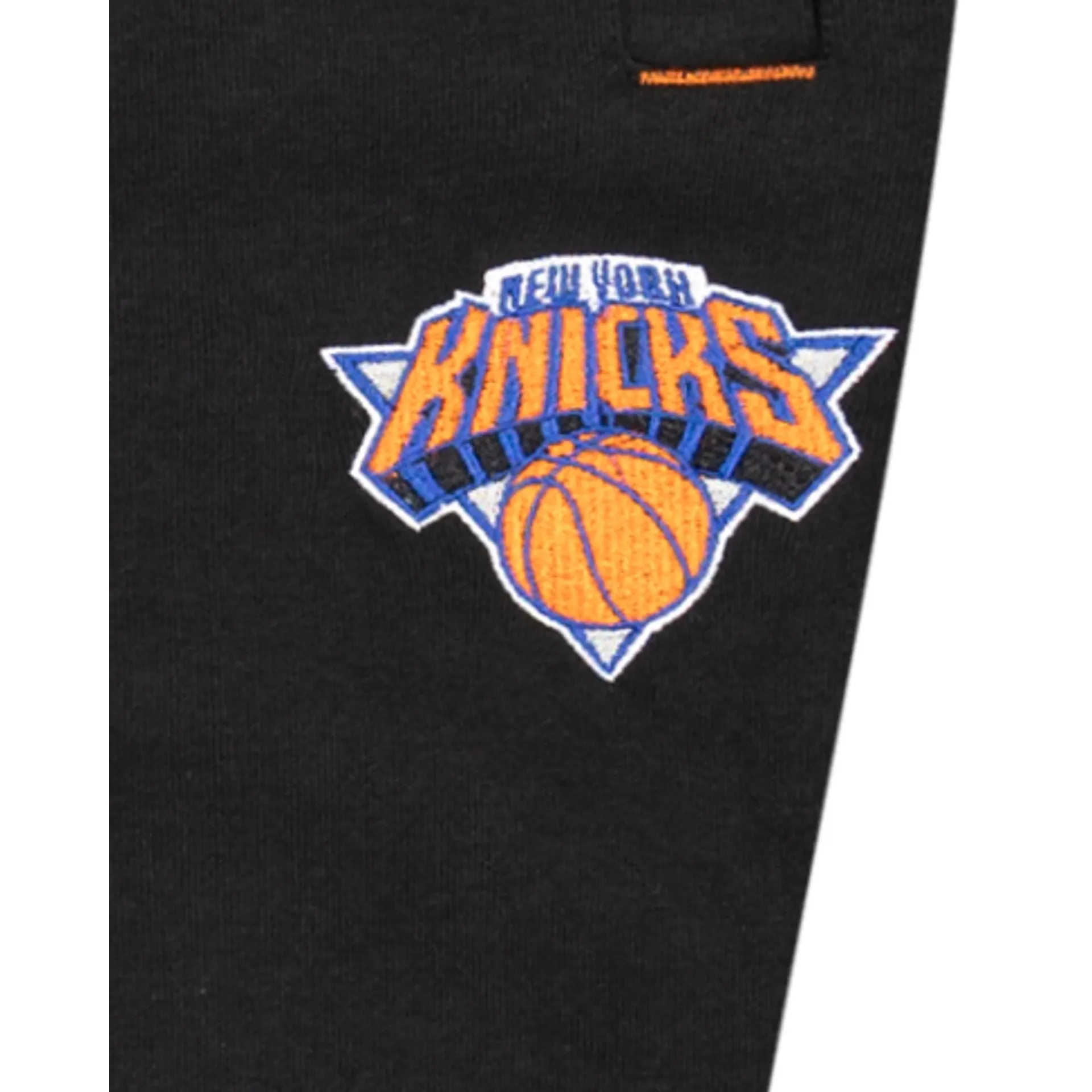 New York Knicks 2023 City Edition Black Jogger sold by New Era product image thumbnail 4
