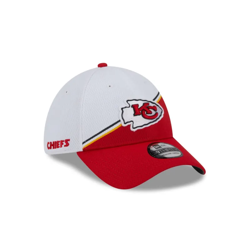 Kansas City Chiefs 2023 Sideline White 39THIRTY Stretch Fit Hat sold by New Era