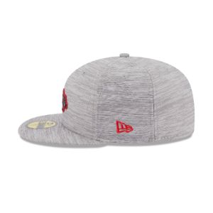 Cincinnati Reds 2023 Clubhouse Gray 59FIFTY Fitted Hat sold by New Era