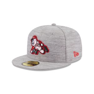 Cincinnati Reds 2023 Clubhouse Gray 59FIFTY Fitted Hat sold by New Era