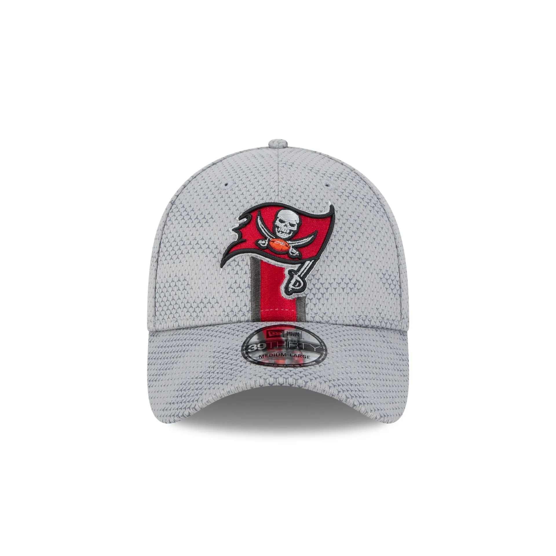 Tampa Bay Buccaneers 2024 Sideline Gray 39THIRTY Stretch Fit Hat sold by New Era product image thumbnail 2