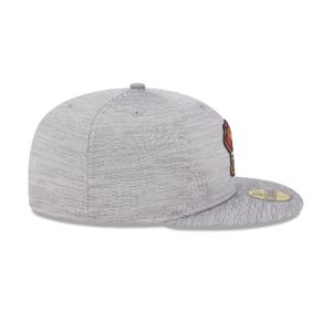 Atlanta Braves 2023 Clubhouse Gray 59FIFTY Fitted Hat sold by New Era
