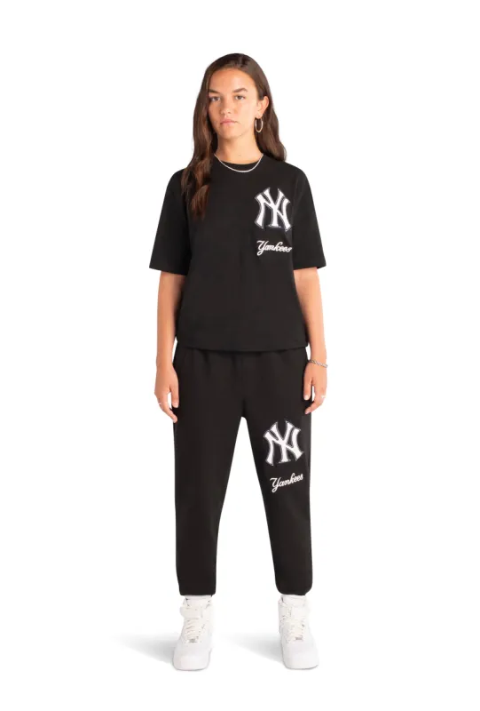 New York Yankees Logo Select Black T-Shirt sold by New Era