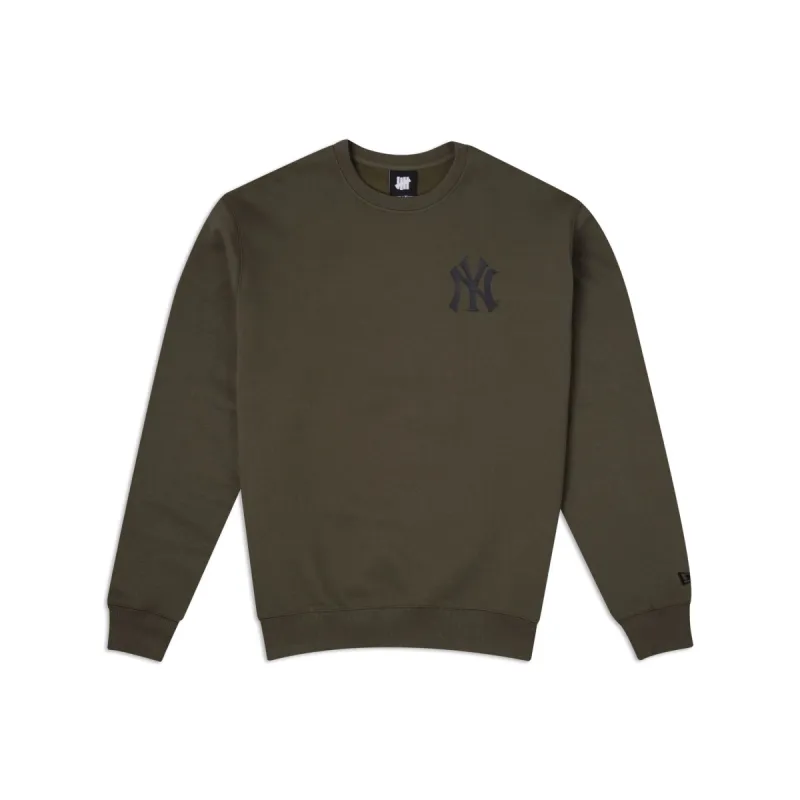Undefeated X New York Yankees Green Crewneck sold by New Era