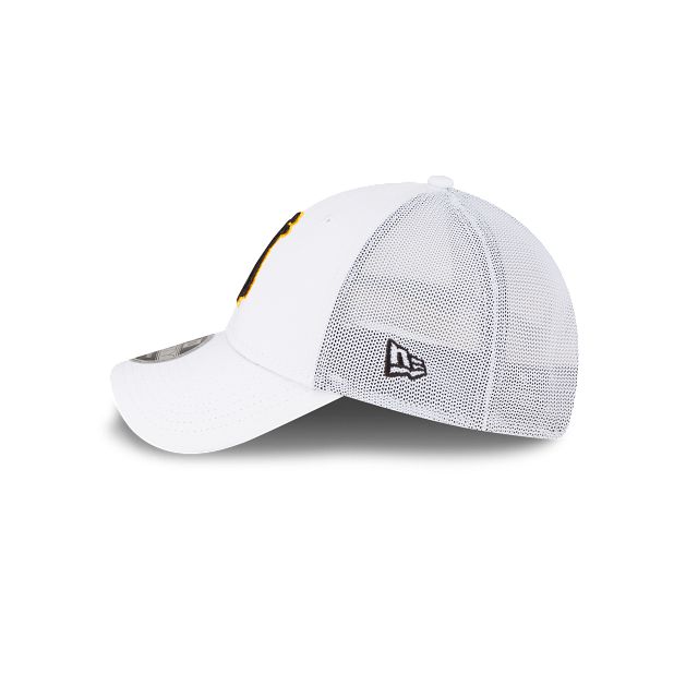 JA17 Wyoming Cowboys White Mesh 9FORTY Snapback sold by New Era product image thumbnail 5