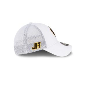JA17 Wyoming Cowboys White Mesh 9FORTY Snapback sold by New Era