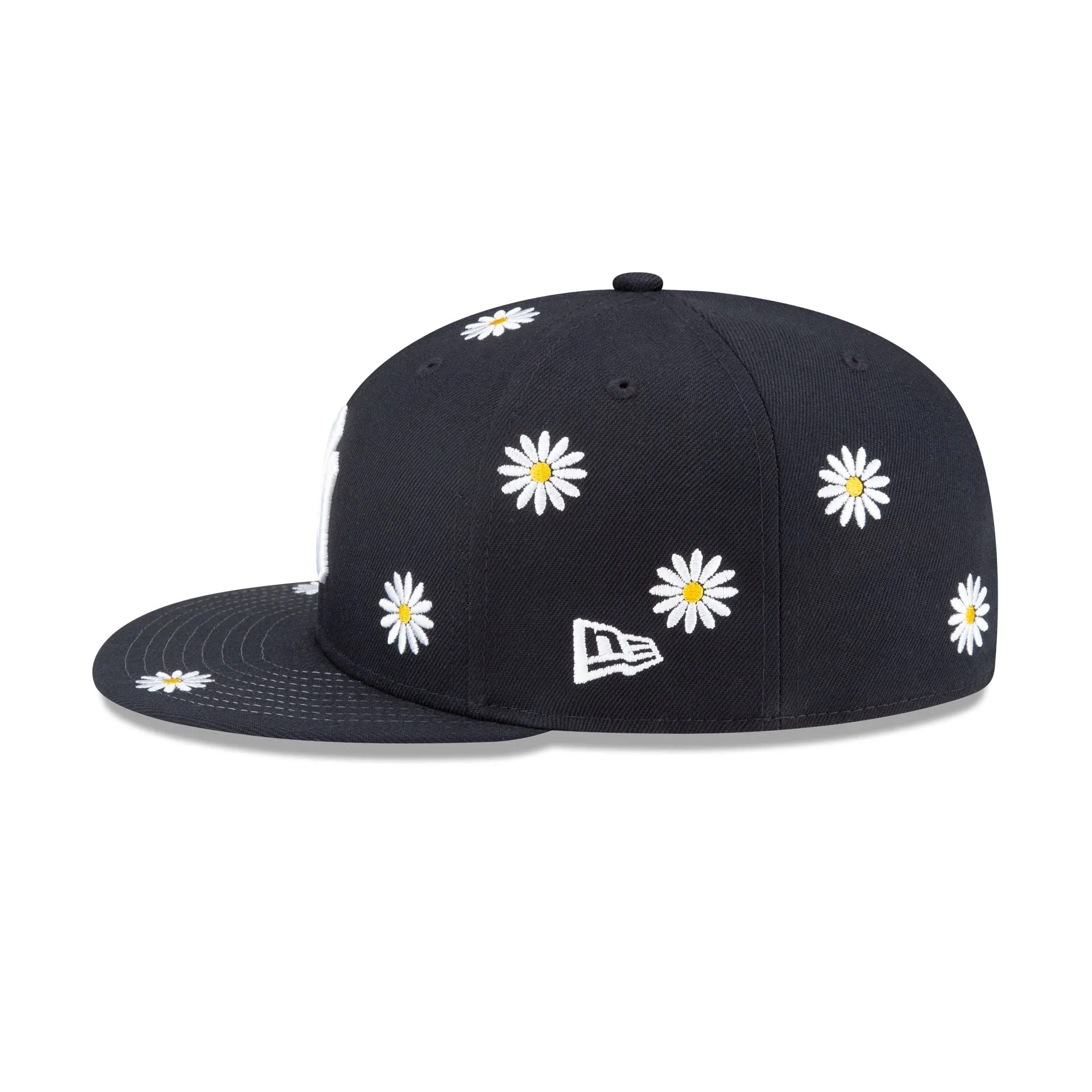 New York Yankees Floral 59FIFTY Fitted Hat sold by New Era product image thumbnail 4