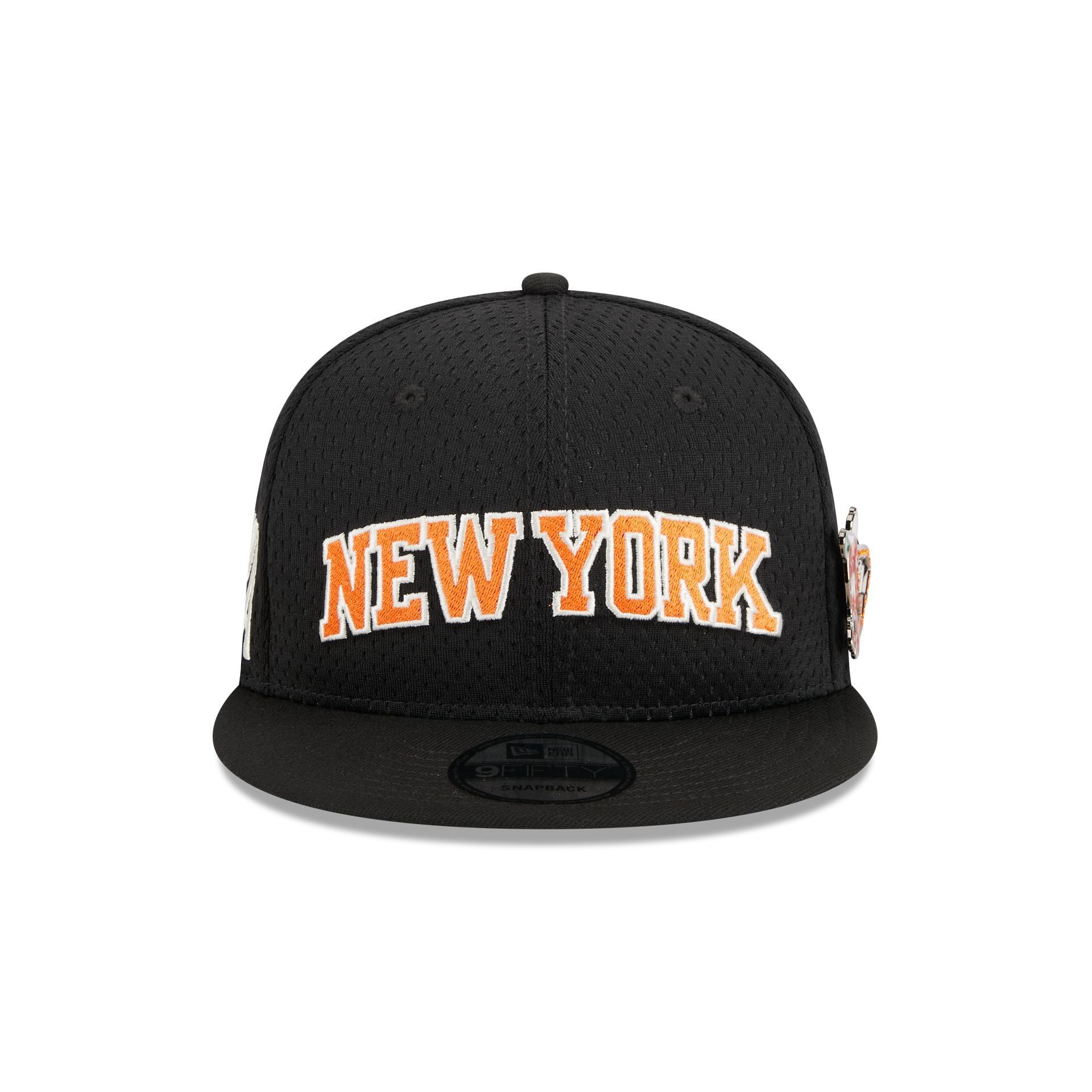 New York Knicks Post-Up Pin 9FIFTY Snapback Hat sold by New Era product image thumbnail 2