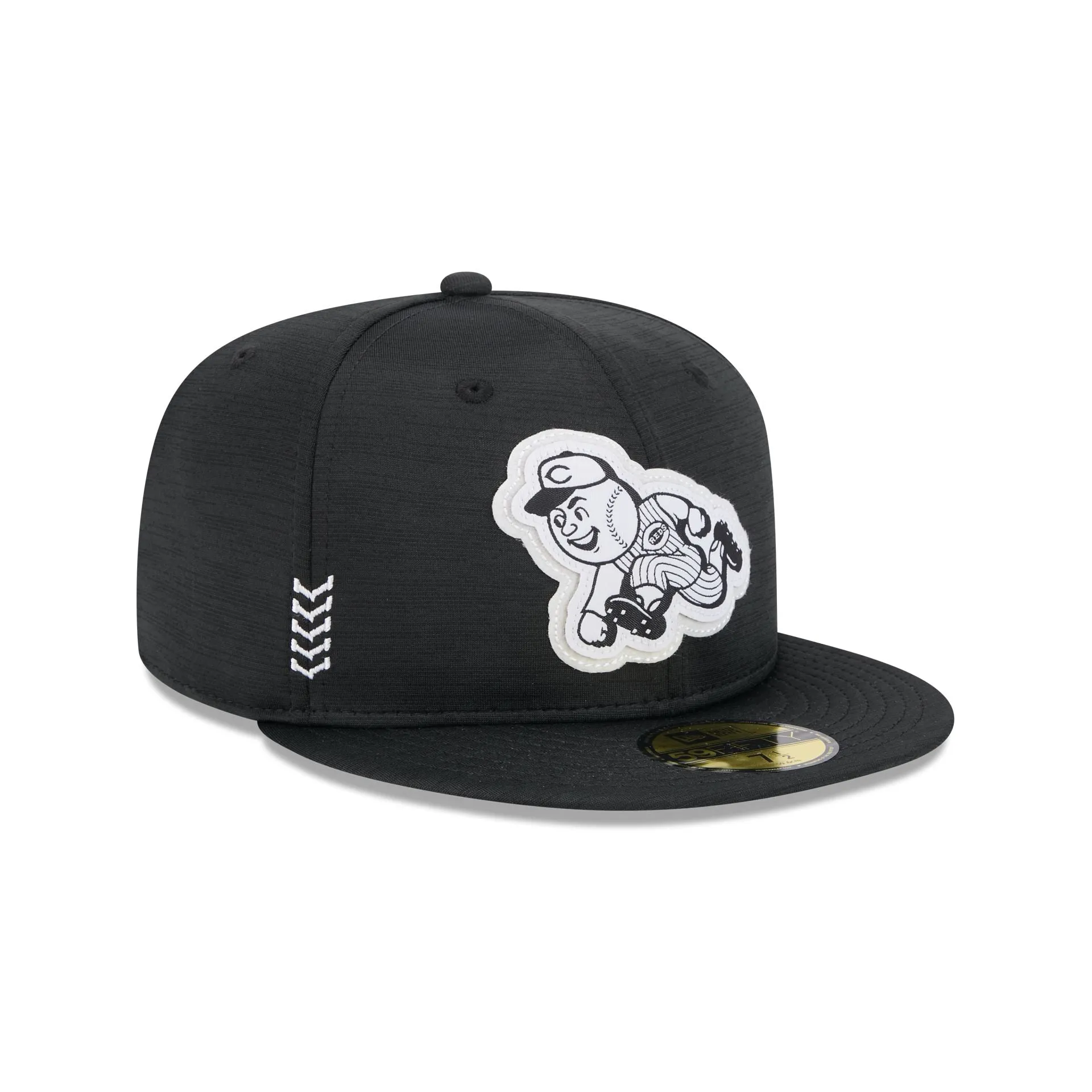 Cincinnati Reds 2024 Clubhouse Black 59FIFTY Fitted Hat sold by New Era product image thumbnail 3