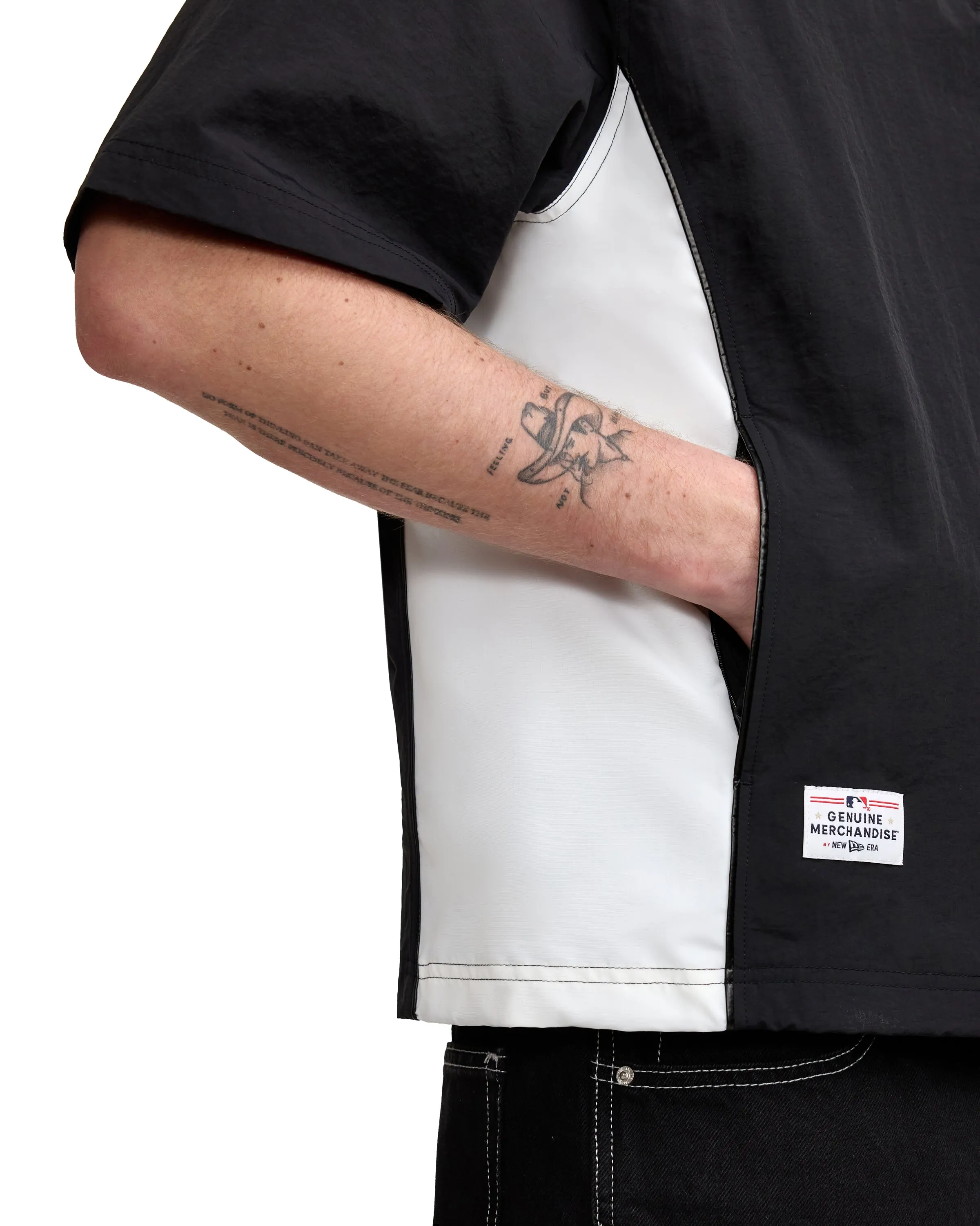 New York Yankees Outdoor Short Sleeve Anorak sold by New Era product image thumbnail 5