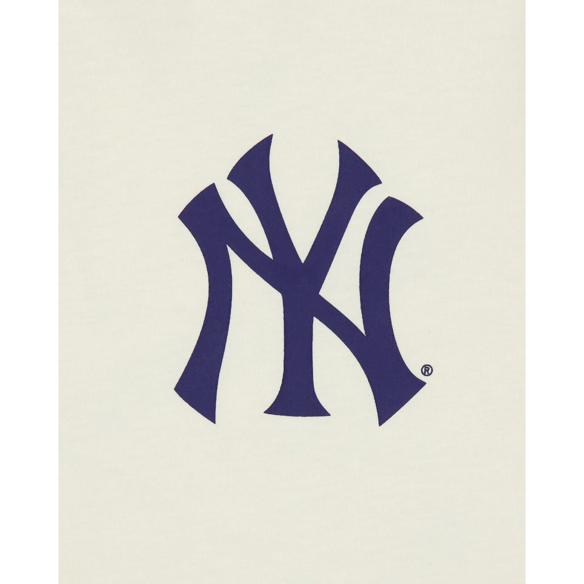 New York Yankees Fairway White T-Shirt sold by New Era product image thumbnail 4