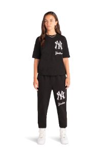 Houston Astros Logo Select Black T-Shirt sold by New Era