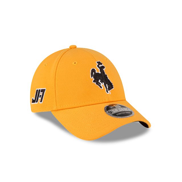 JA17 Wyoming Cowboys Gold 9FORTY Snapback Hat sold by New Era